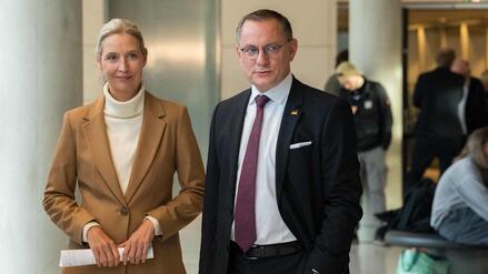Haben gut lachen: Die AfD-Parteichefs Alice Weidel und Tino Chrupalla