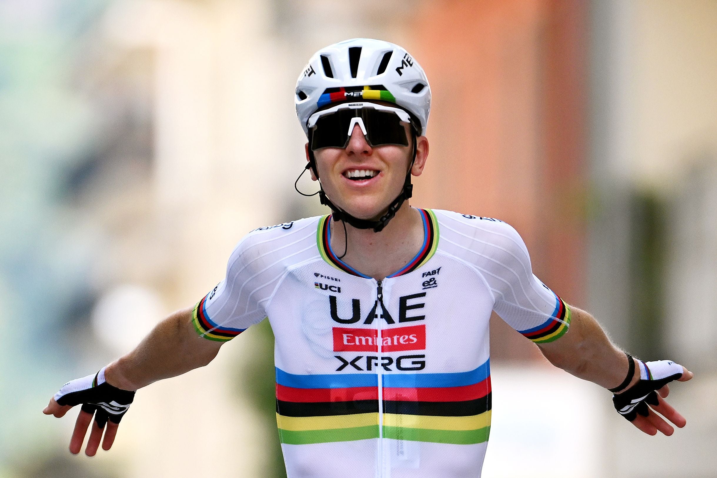 An der auf fünf Etappen verkürzten Tour de Suisse fährt der 27-jährige Slowene einem ungefährdeten Sieg entgegen. Zwei Wochen vor der Frankreich-Rundfahrt wirkt Pogacar unantastbar.