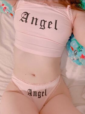 EllieeDoll