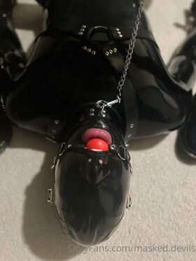 masked.devils 유출된 누드 OnlyFans 사진 2