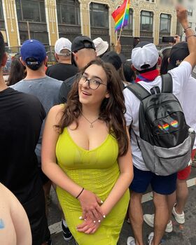 qveenjulia